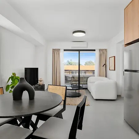Finikoudes Marina View 202 Larnaca