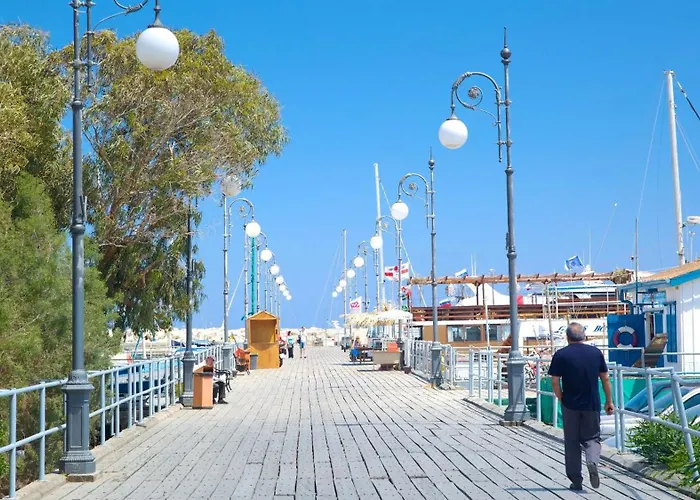 Finikoudes Marina View 202 Appartement